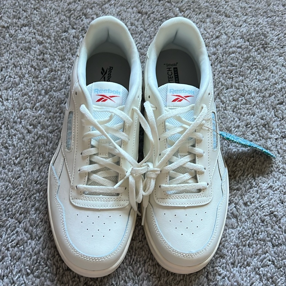 Reebok Memorytech Court Advance Sneaker